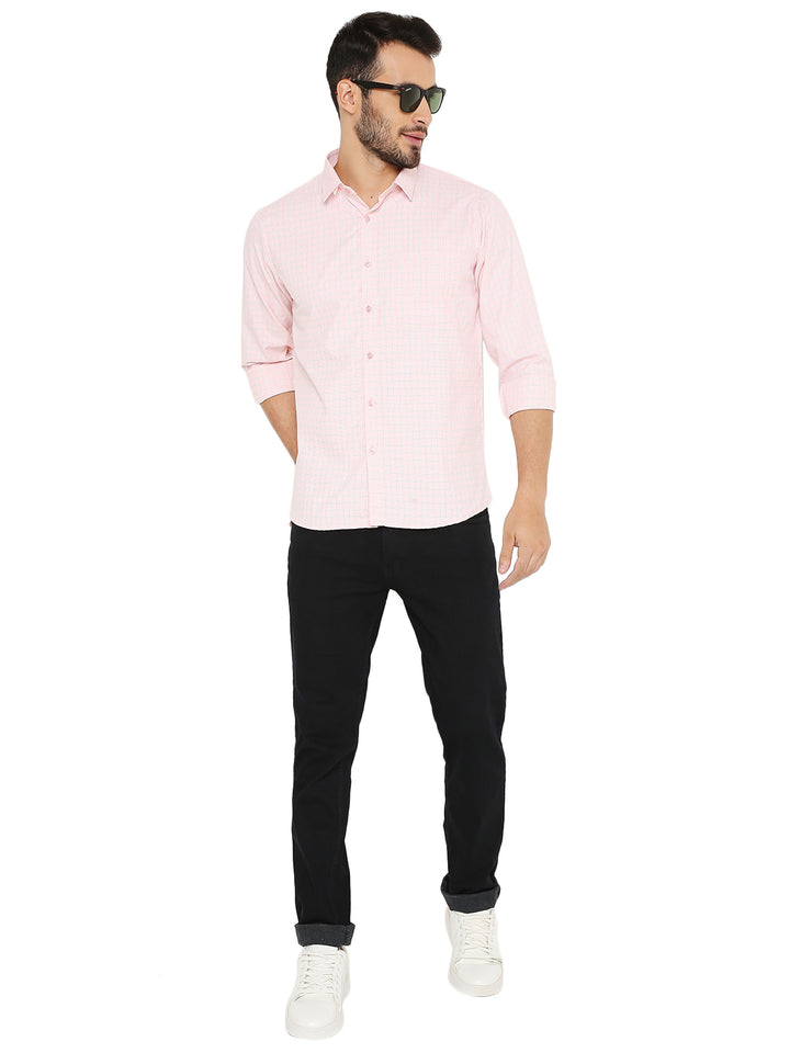 Full outfit with Peach Checkered Slim Fit Shirt paired with black jeans and white sneakers, ideal for a smart casual look.