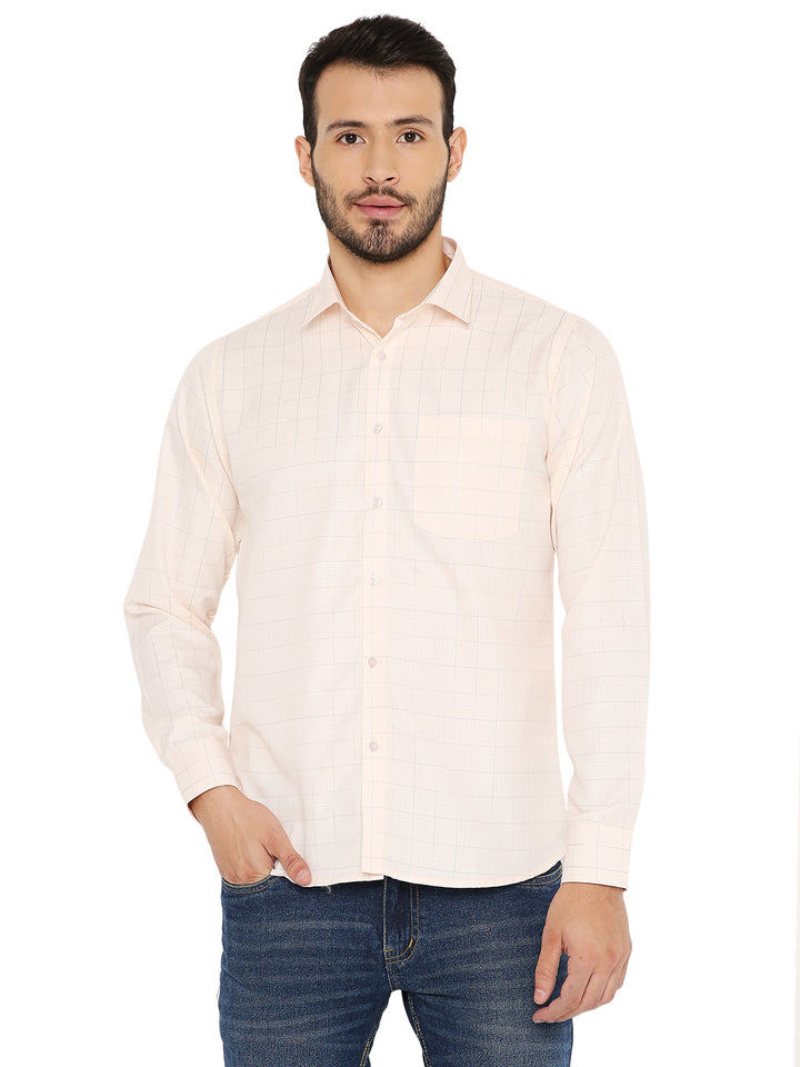 Slim Fit Checkered Shirt - Orange Maharaja with long sleeves and front pocket, styled for casual wear in breathable fabric.
